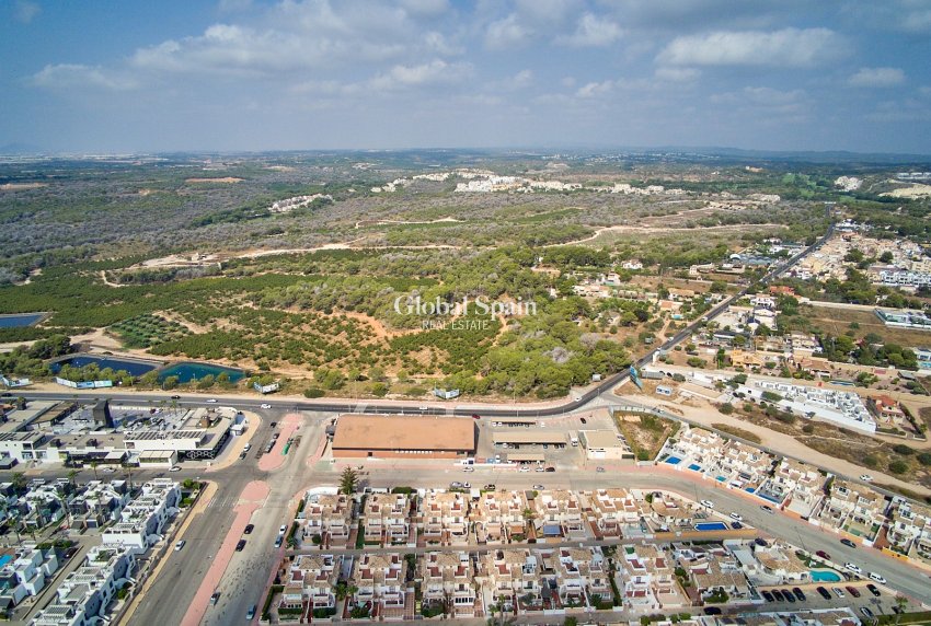 Odsprzedaż - Dom Quatro -
ORIHUELA COSTA - Lomas de Cabo Roig