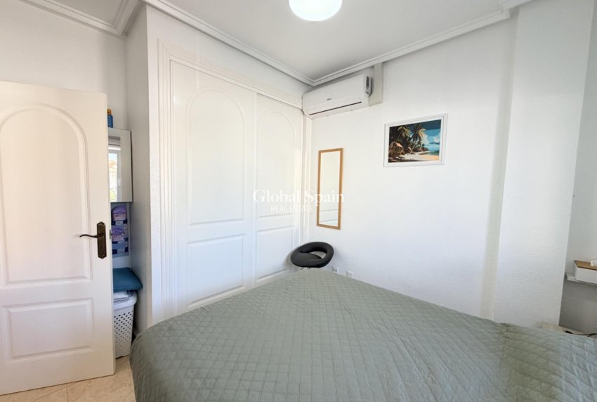 Odsprzedaż - DOM -
ROJALES - Inland