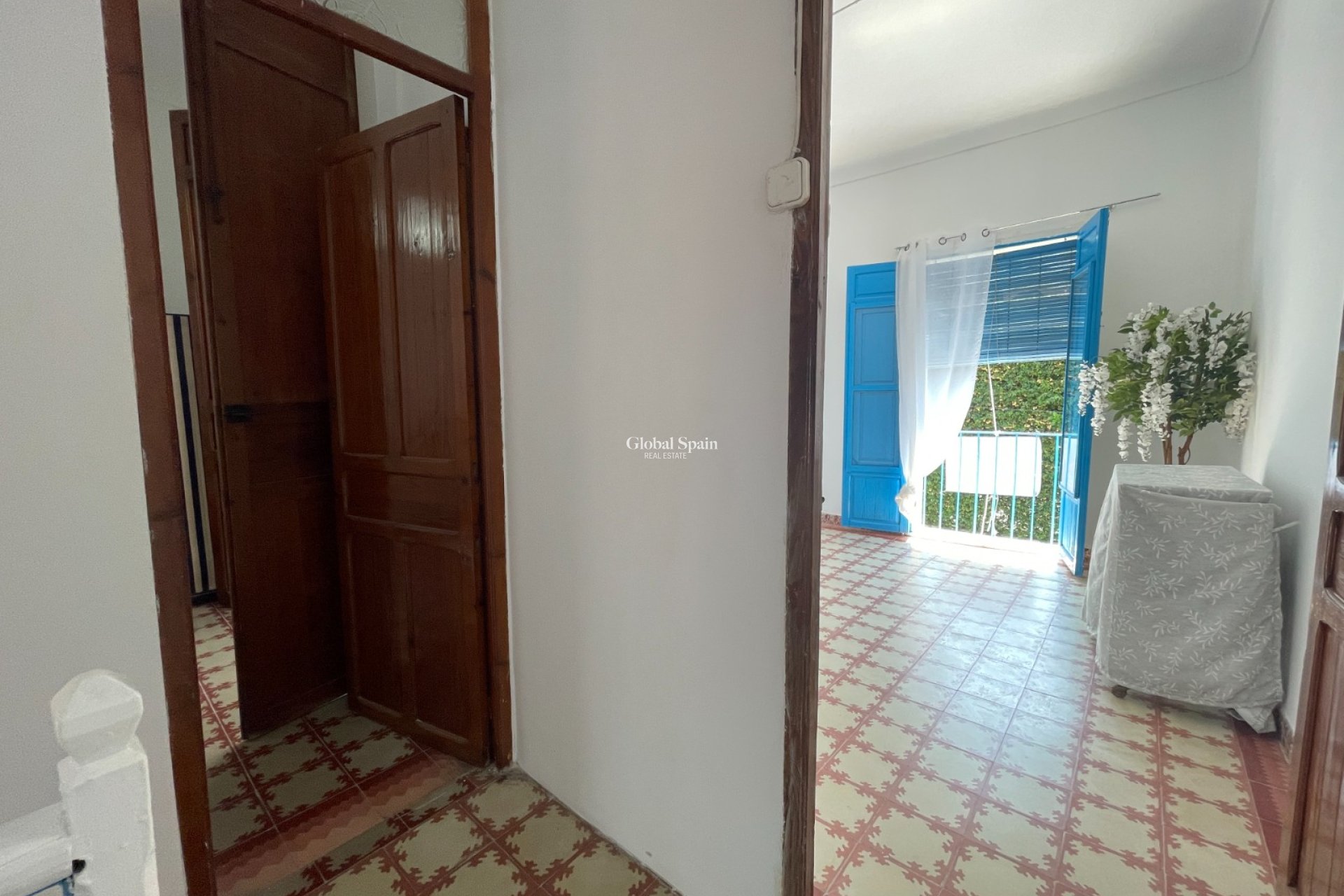 Odsprzedaż - Dom -
ROJALES - 