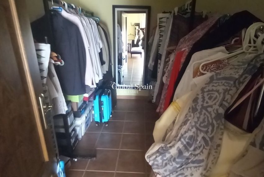 Odsprzedaż - DOM -
SAN JAVIER - 