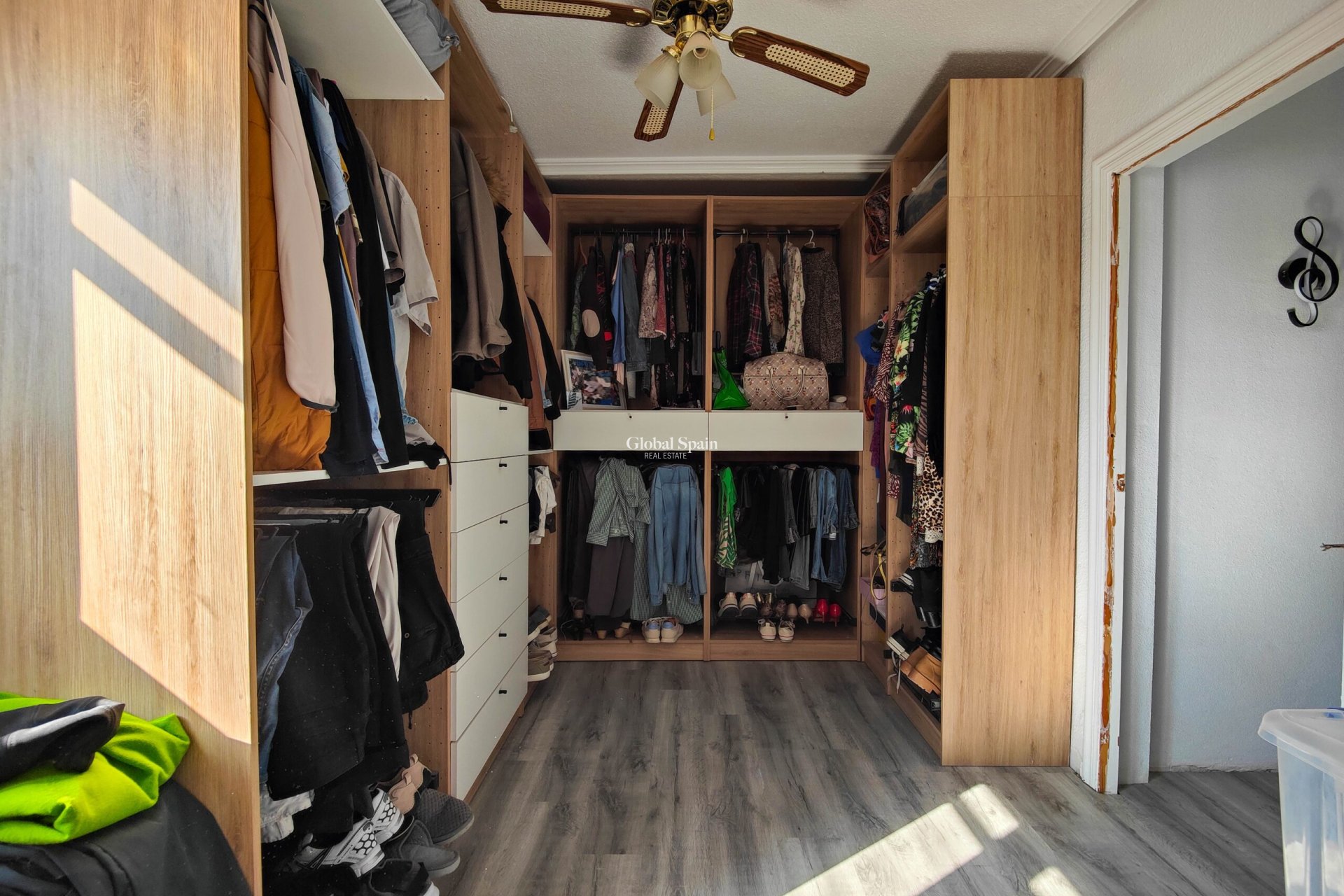 Odsprzedaż - DOM -
SAN MIGUEL DE SALINAS - Inland