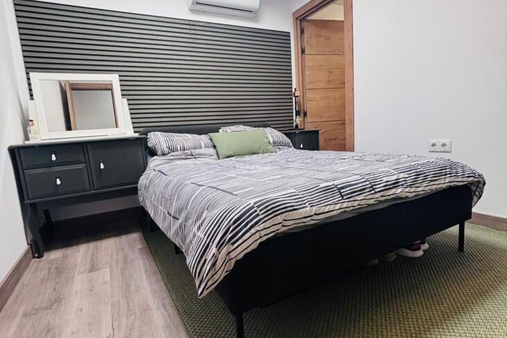 Odsprzedaż - DOM -
SAN MIGUEL DE SALINAS - Inland