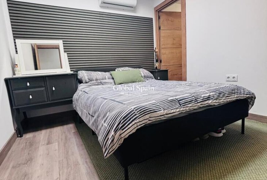 Odsprzedaż - DOM -
SAN MIGUEL DE SALINAS - Inland