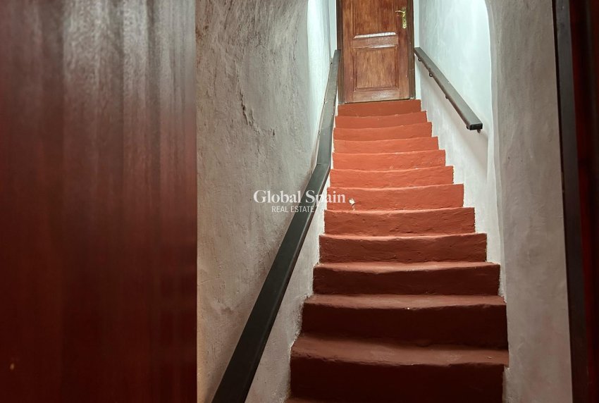 Odsprzedaż - DOM -
TORRE DEL RICO - Torre Del Rico