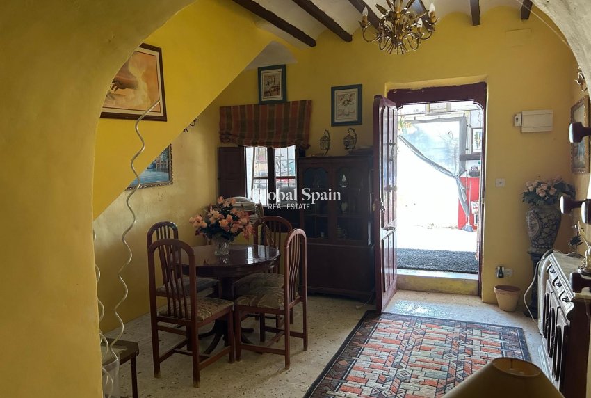 Odsprzedaż - DOM -
TORRE DEL RICO - Torre Del Rico