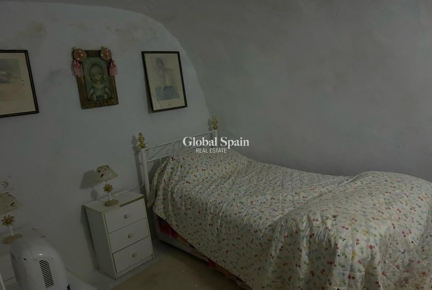 Odsprzedaż - DOM -
TORRE DEL RICO - Torre Del Rico