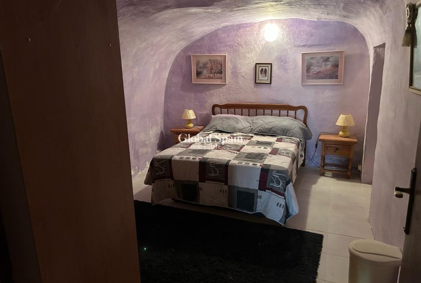 Odsprzedaż - DOM -
TORRE DEL RICO - Torre Del Rico