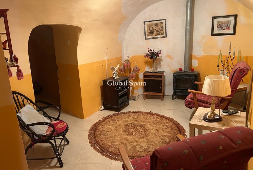 Odsprzedaż - DOM -
TORRE DEL RICO - Torre Del Rico