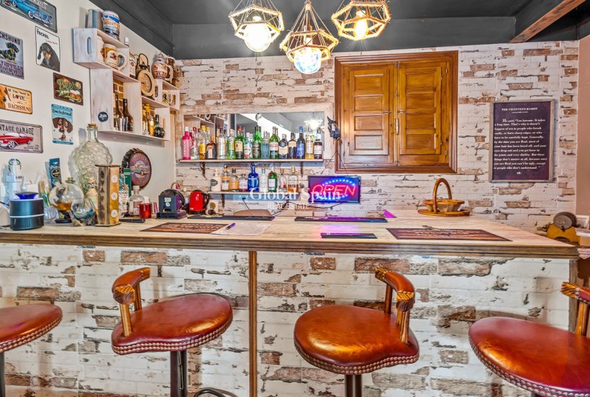 Odsprzedaż - DOM -
TORREMENDO - Costa Blanca