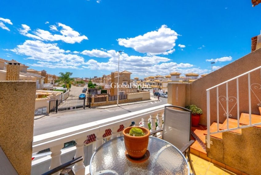 Odsprzedaż - DOM -
TORREVIEJA - Aguas Nuevas