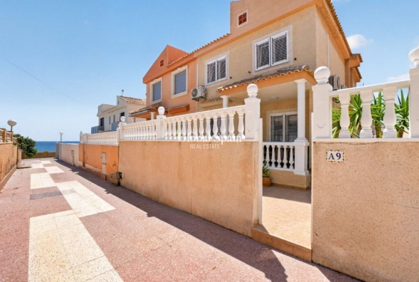 Odsprzedaż - DOM -
TORREVIEJA - Cabo Cervera