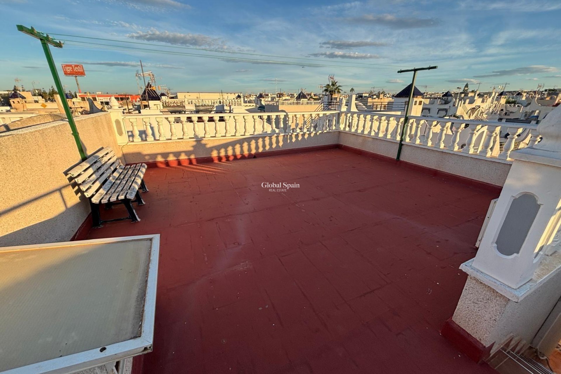 Odsprzedaż - DOM -
TORREVIEJA - Carrefour