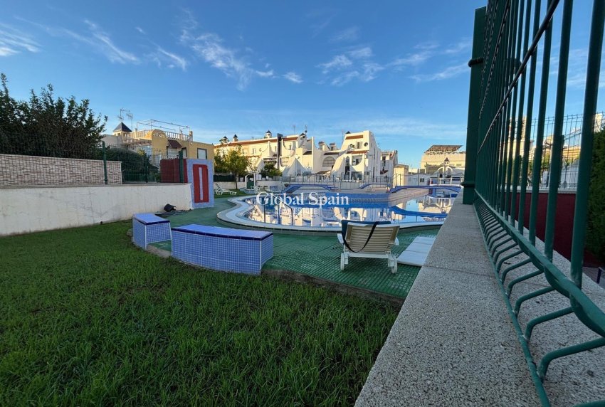 Odsprzedaż - DOM -
TORREVIEJA - Carrefour