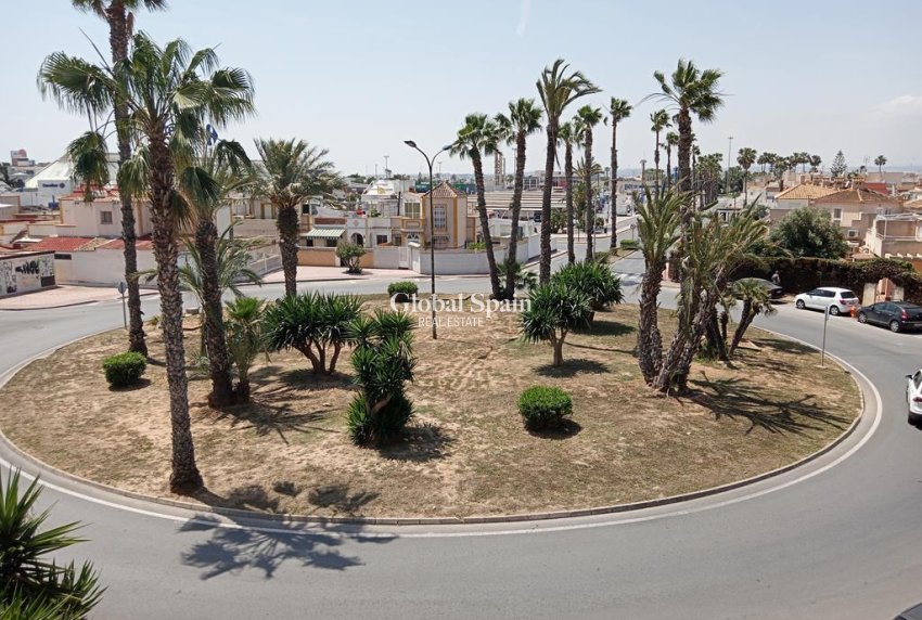 Odsprzedaż - DOM -
TORREVIEJA - Carrefour