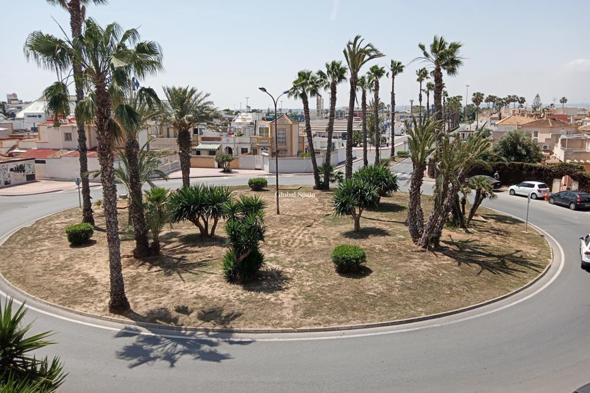 Odsprzedaż - DOM -
TORREVIEJA - Carrefour