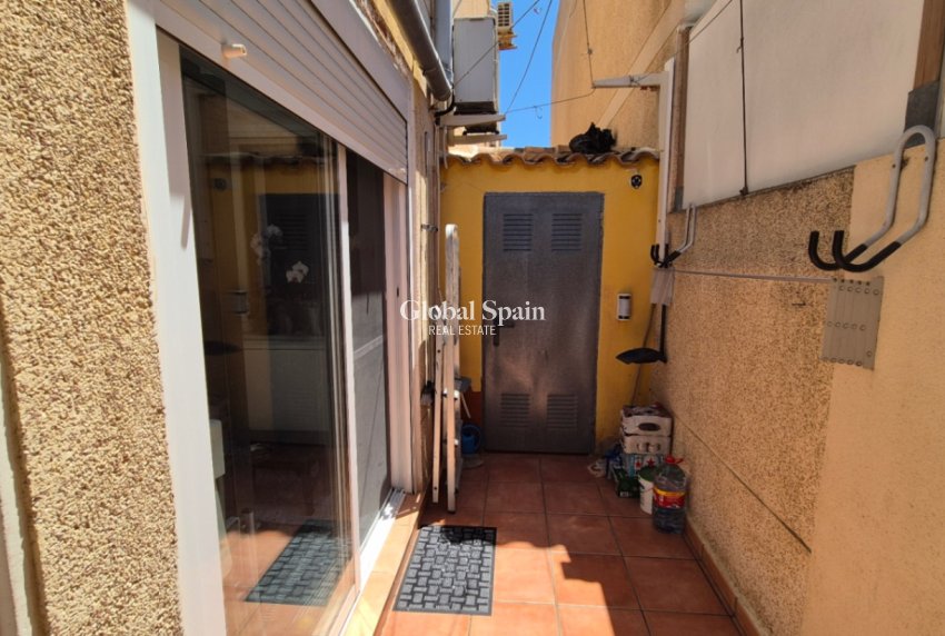 Odsprzedaż - DOM -
TORREVIEJA - Costa Blanca Sur