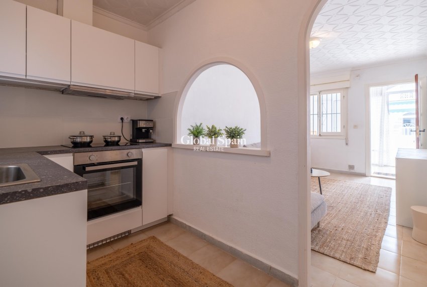 Odsprzedaż - DOM -
TORREVIEJA - El Chaparal