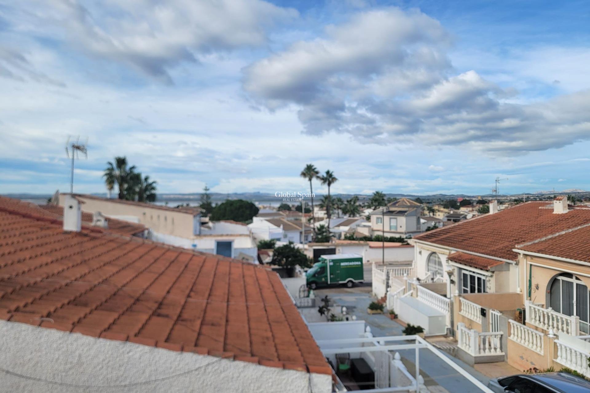 Odsprzedaż - DOM -
TORREVIEJA - El Chaparral