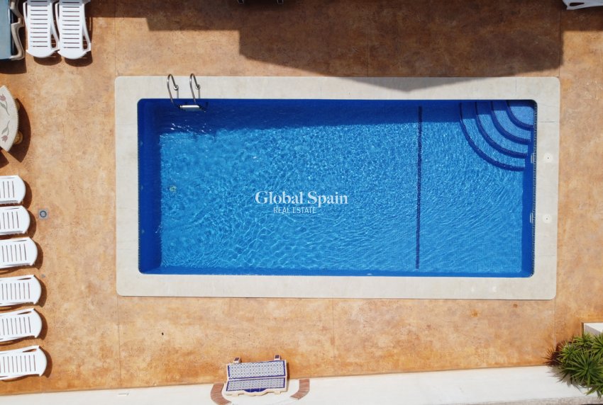 Odsprzedaż - DOM -
TORREVIEJA - La Florida