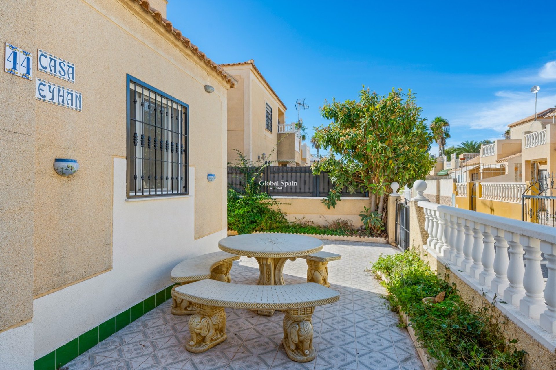 Odsprzedaż - Dom -
TORREVIEJA - La Siesta