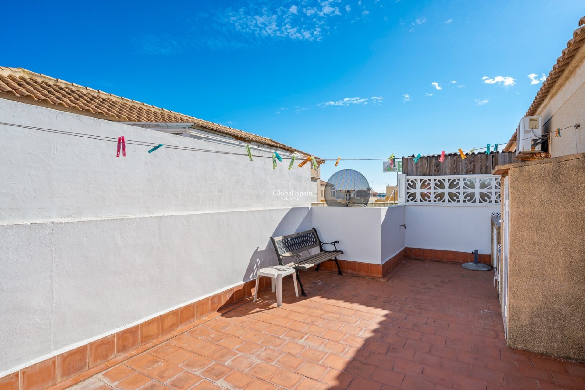 Odsprzedaż - Dom -
TORREVIEJA - La Siesta