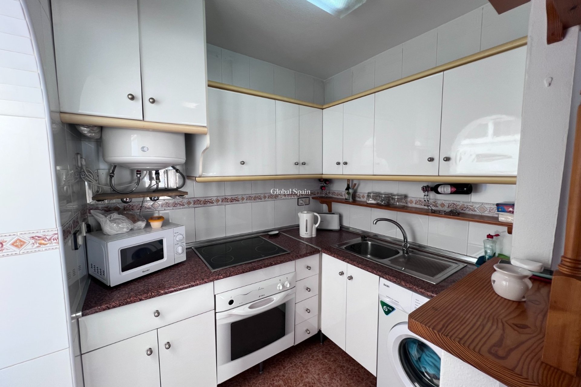 Odsprzedaż - Dom -
TORREVIEJA - La Siesta