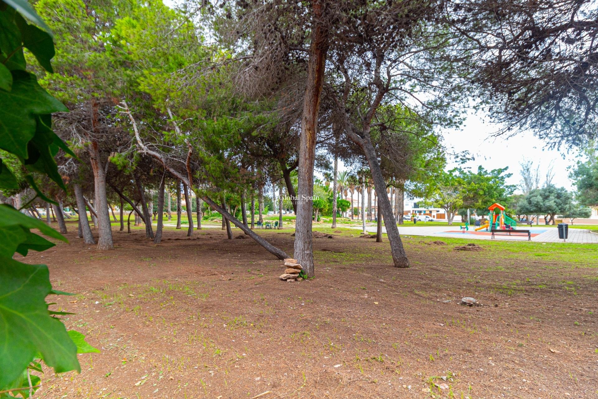 Odsprzedaż - Dom -
TORREVIEJA - LOS BALCONES - LOS ALTOS