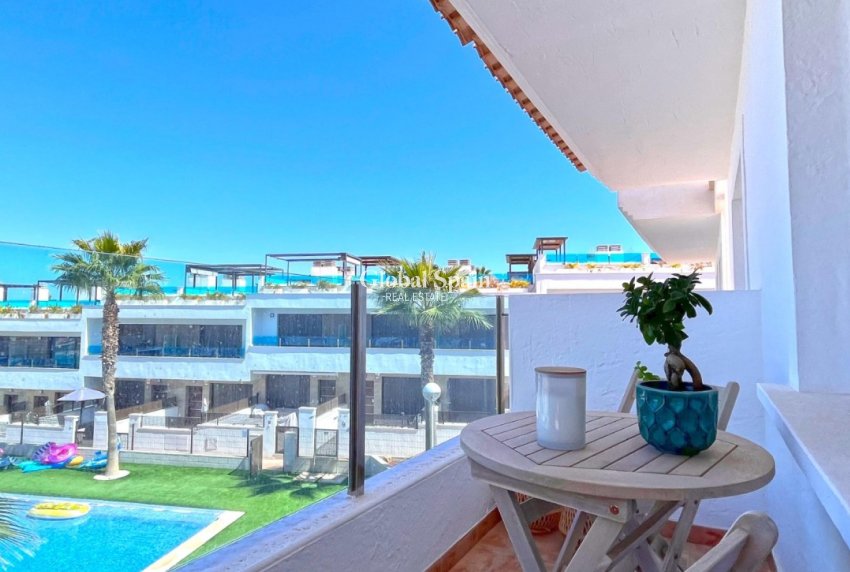 Odsprzedaż - Dom -
TORREVIEJA - LOS BALCONES - LOS ALTOS