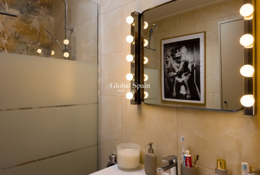 Odsprzedaż - DOM -
TORREVIEJA - LOS BALCONES - LOS ALTOS