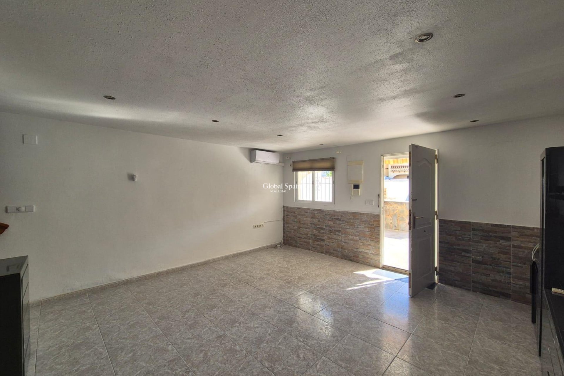 Odsprzedaż - DOM -
TORREVIEJA - LOS BALCONES - LOS ALTOS