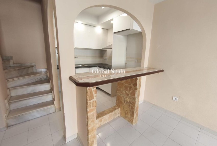 Odsprzedaż - DOM -
TORREVIEJA - LOS BALCONES - LOS ALTOS