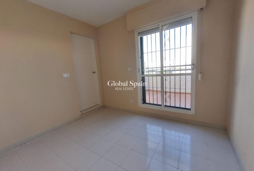 Odsprzedaż - DOM -
TORREVIEJA - LOS BALCONES - LOS ALTOS