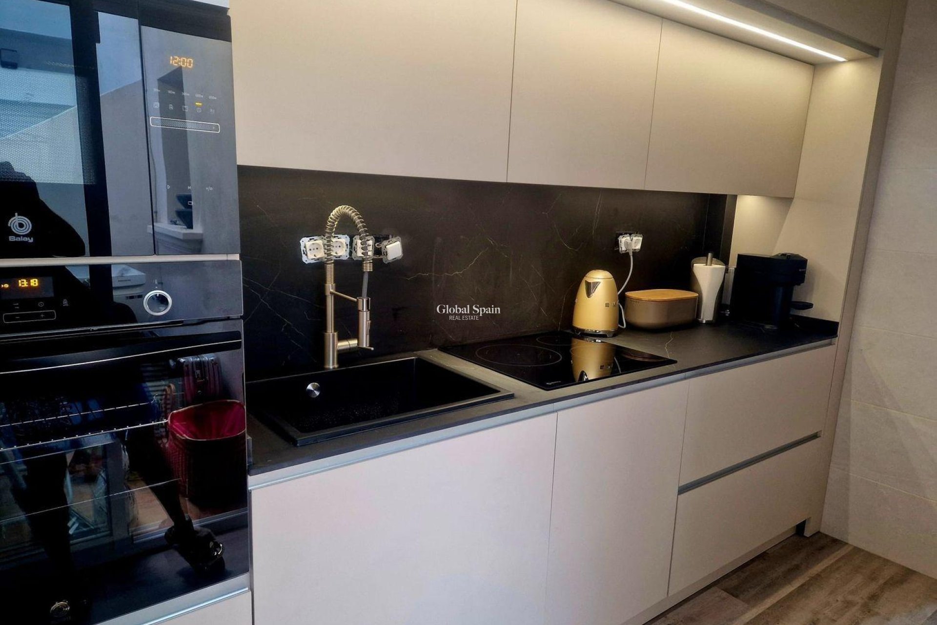 Odsprzedaż - DOM -
TORREVIEJA - LOS BALCONES - LOS ALTOS