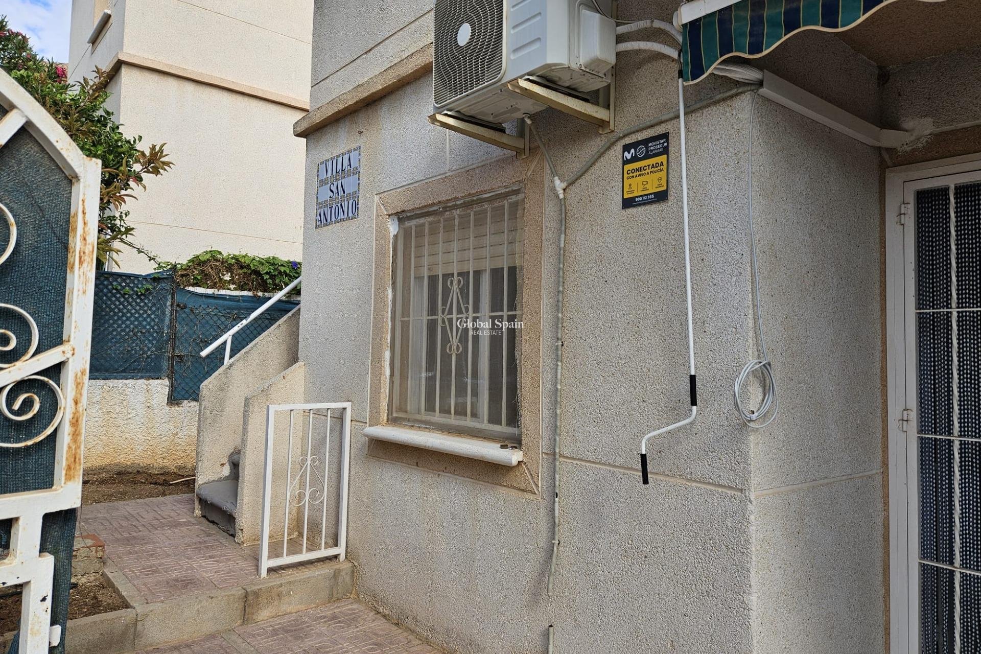 Odsprzedaż - DOM -
TORREVIEJA - LOS BALCONES - LOS ALTOS