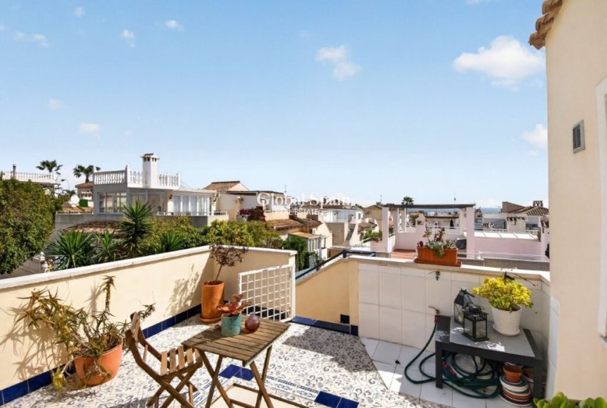 Odsprzedaż - DOM -
TORREVIEJA - LOS BALCONES - LOS ALTOS
