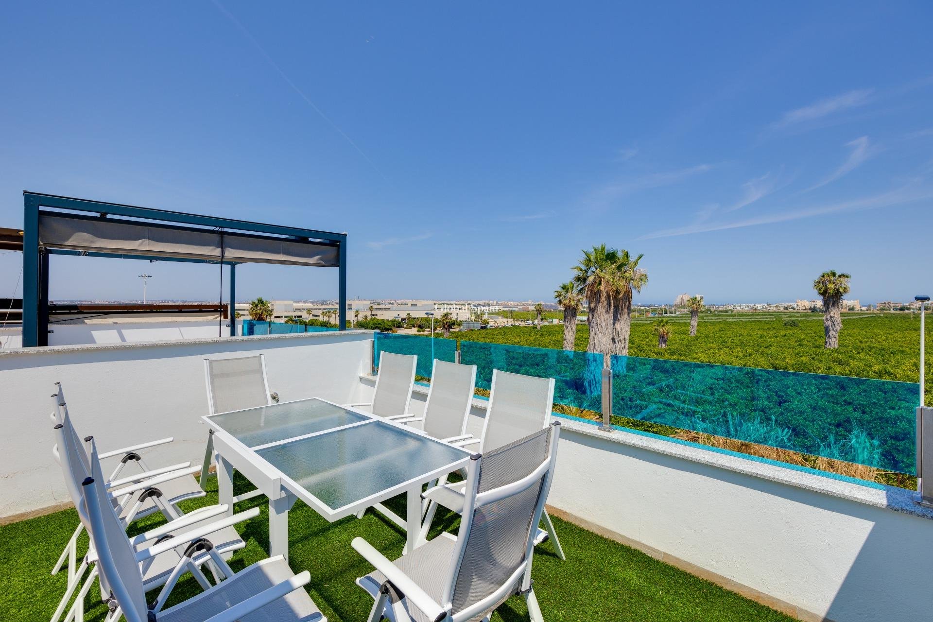 Odsprzedaż - DOM -
TORREVIEJA - LOS BALCONES - LOS ALTOS