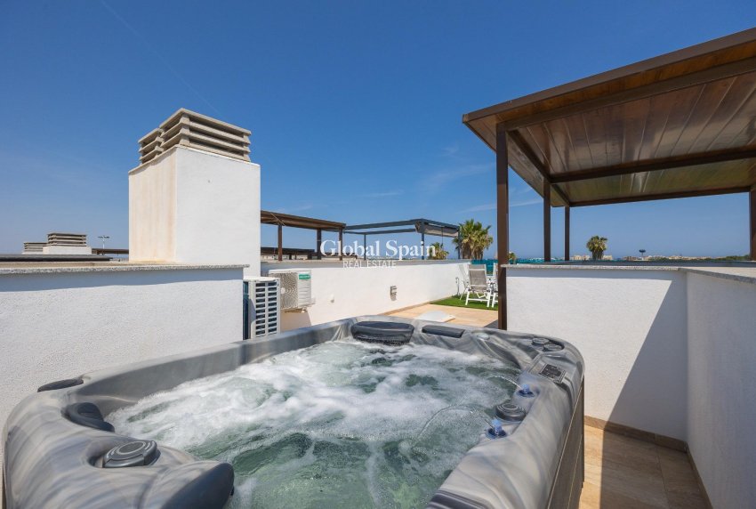 Odsprzedaż - DOM -
TORREVIEJA - LOS BALCONES - LOS ALTOS