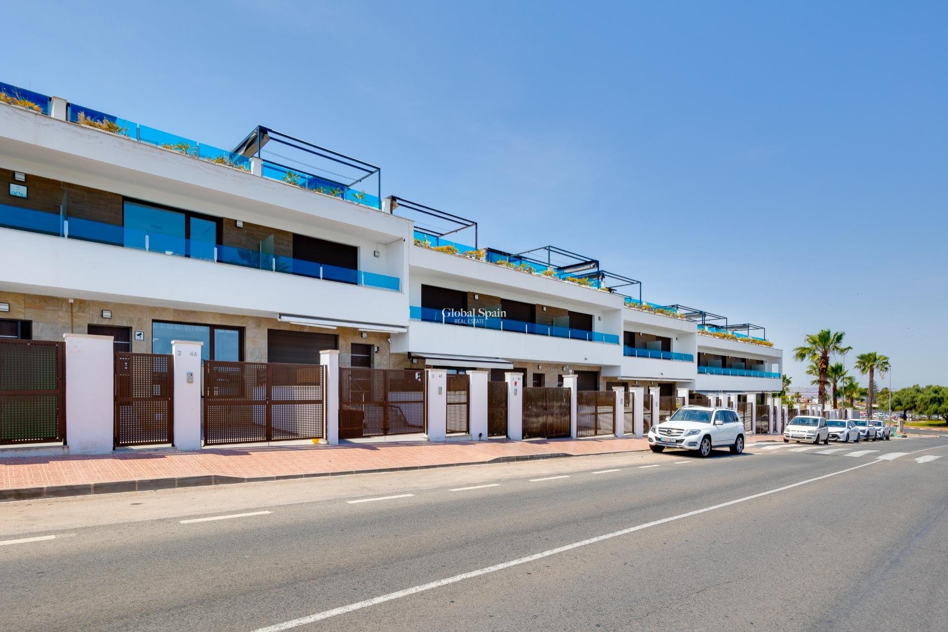 Odsprzedaż - DOM -
TORREVIEJA - LOS BALCONES - LOS ALTOS
