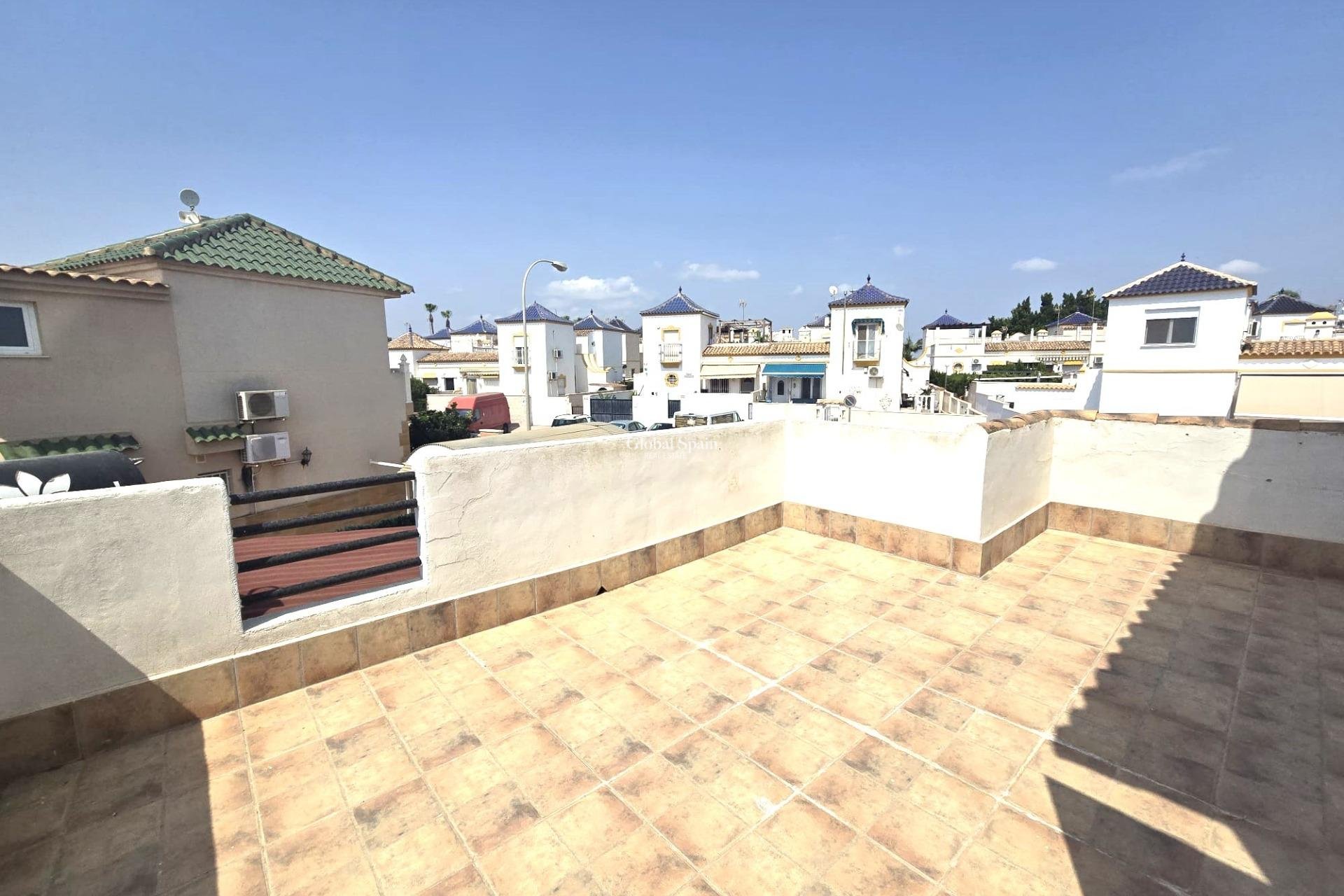 Odsprzedaż - DOM -
TORREVIEJA - LOS BALCONES - LOS ALTOS