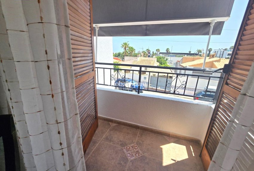 Odsprzedaż - DOM -
TORREVIEJA - LOS BALCONES - LOS ALTOS