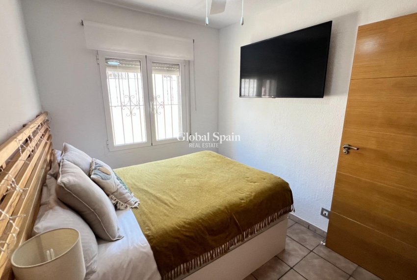 Odsprzedaż - DOM -
TORREVIEJA - LOS BALCONES - LOS ALTOS