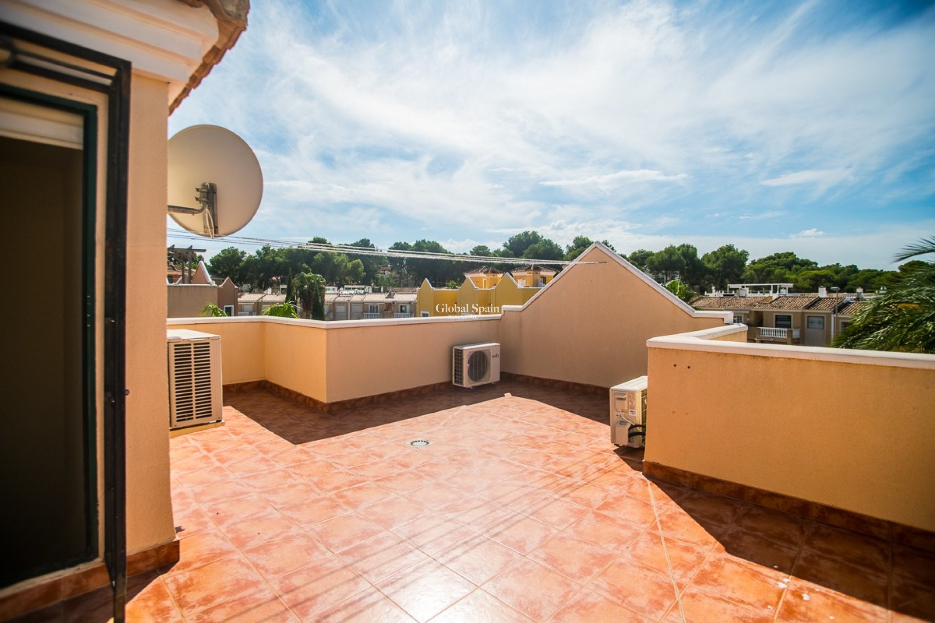 Odsprzedaż - DOM -
TORREVIEJA - LOS BALCONES - LOS ALTOS