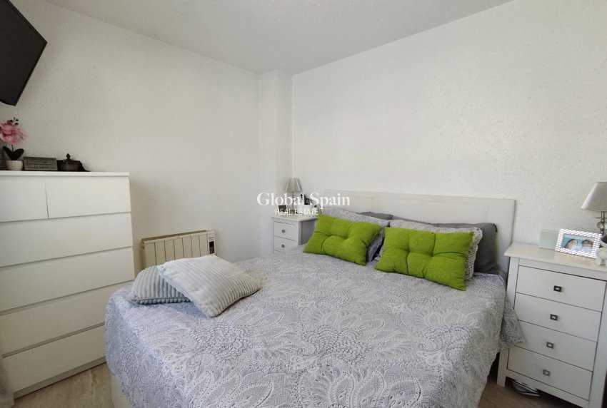 Odsprzedaż - DOM -
TORREVIEJA - LOS BALCONES - LOS ALTOS