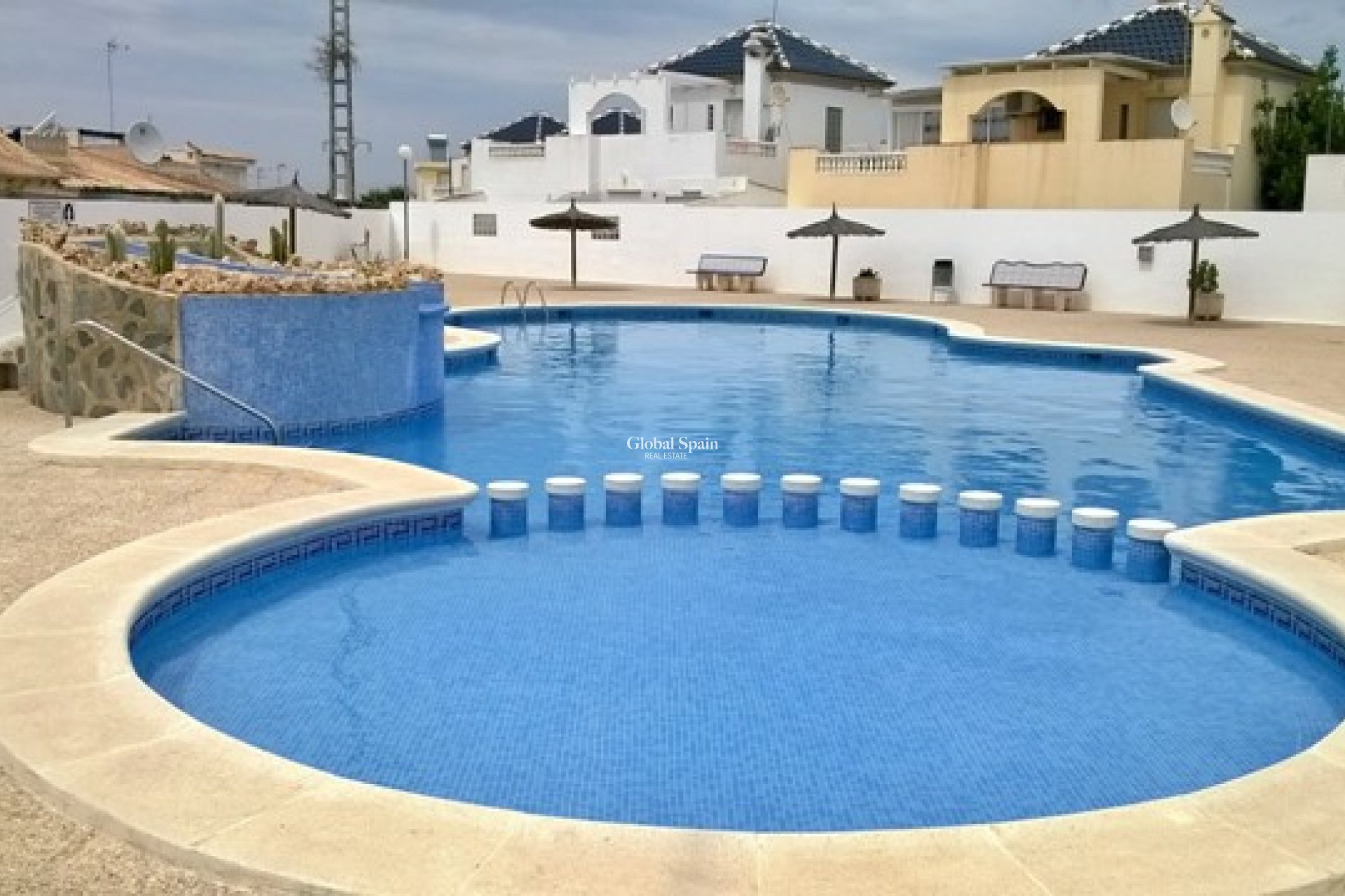 Odsprzedaż - DOM -
TORREVIEJA - LOS BALCONES - LOS ALTOS