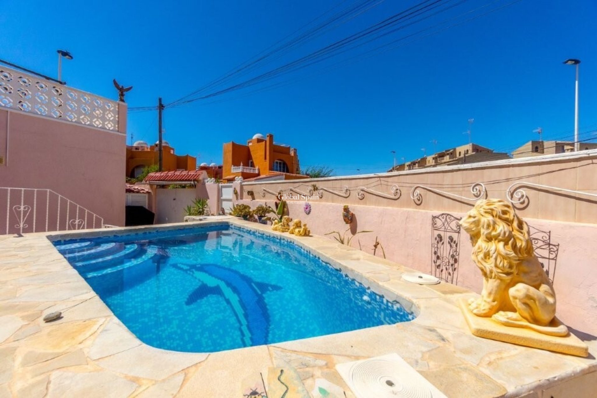 Odsprzedaż - DOM -
TORREVIEJA - Los Frutales/ La Rosaleda