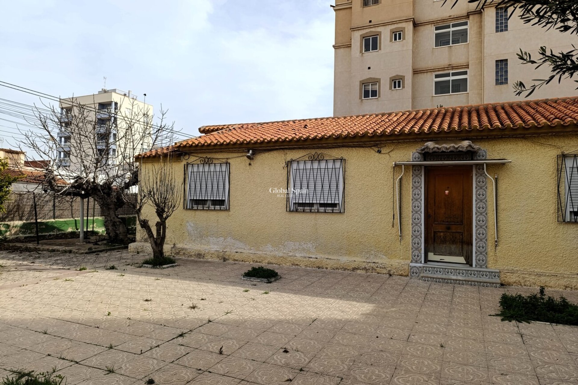 Odsprzedaż - DOM -
TORREVIEJA - Nueva Torrevieja