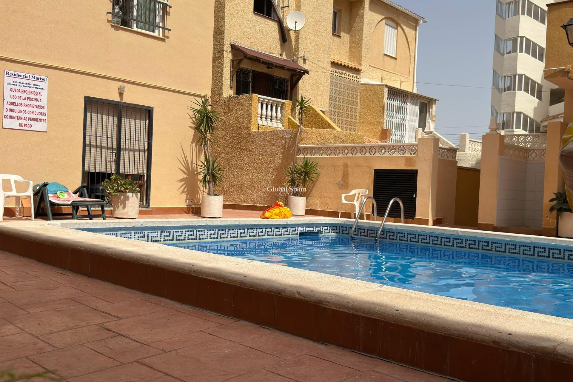 Odsprzedaż - DOM -
TORREVIEJA - Playa del Cura