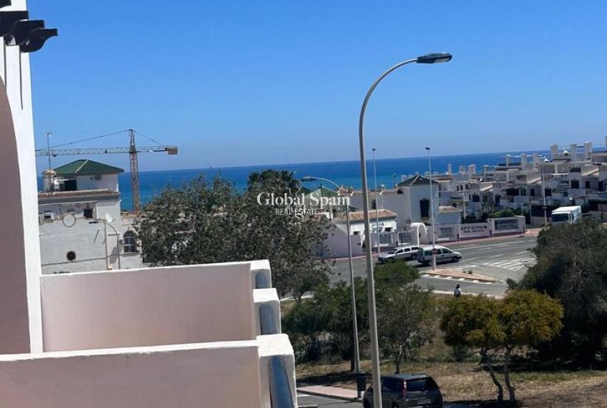Odsprzedaż - DOM -
TORREVIEJA - Torreblanca
