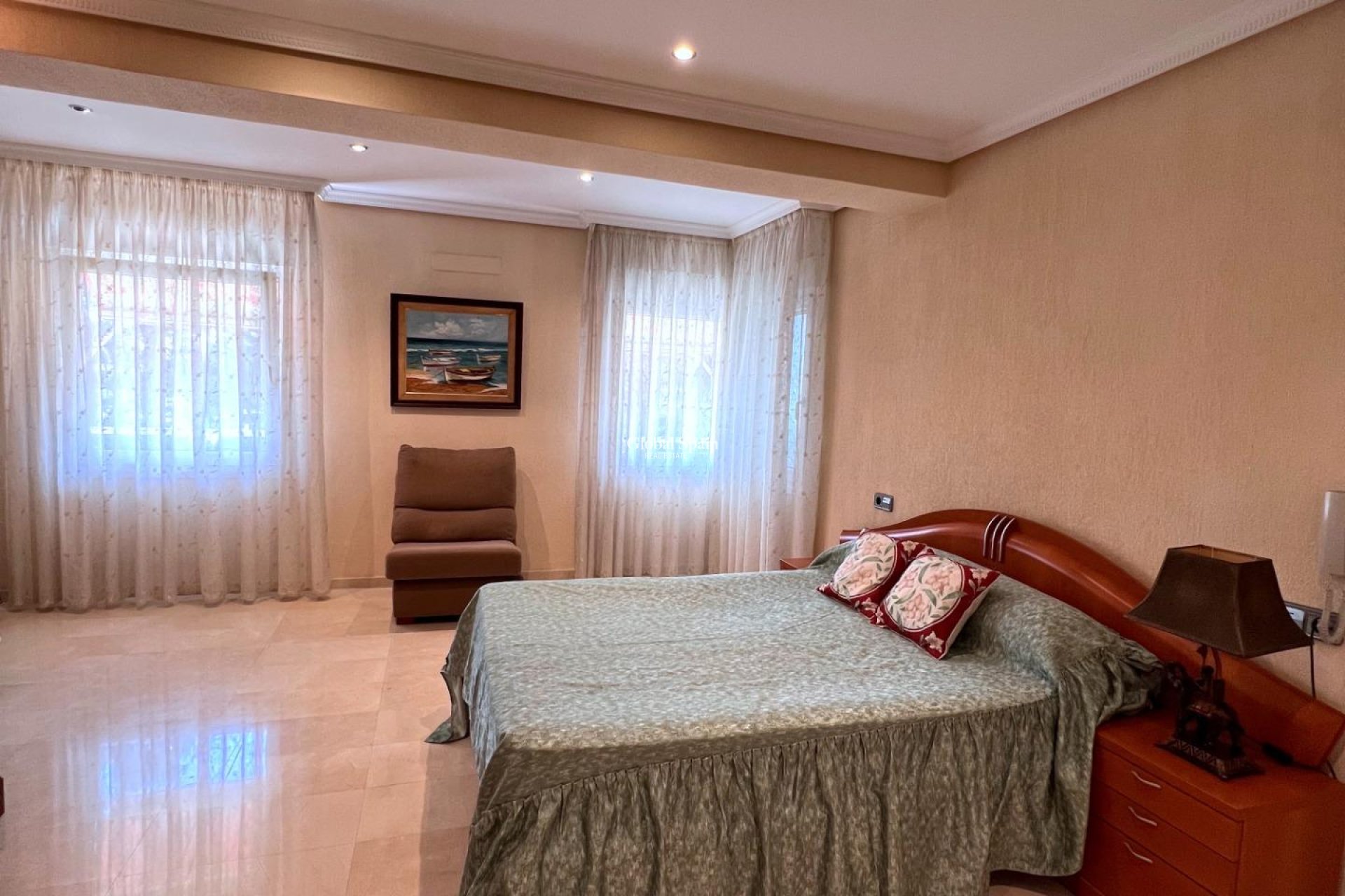 Odsprzedaż - DOM -
TORREVIEJA - Torrevieja