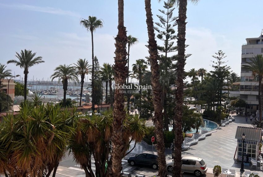 Odsprzedaż - DOM -
TORREVIEJA - Torrevieja